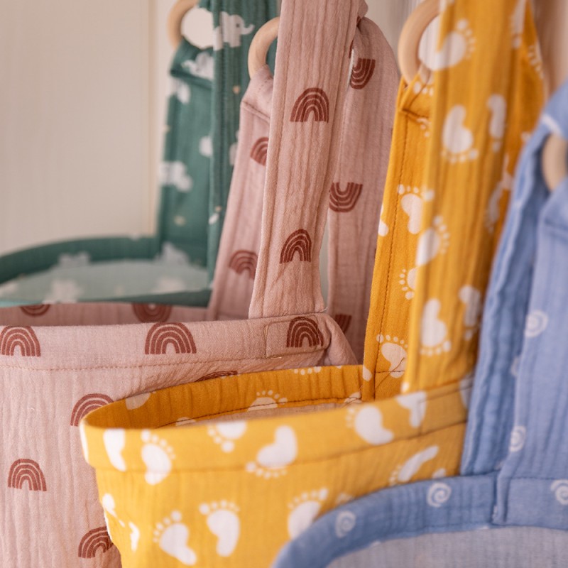 Nursing Cover Supplier - Custom Print Muslin with Hoop