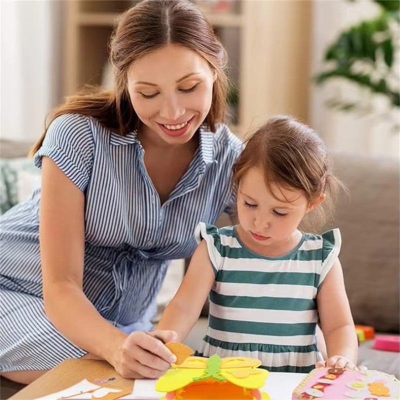 Christmas Craft Manufacturer - Pre-cut Truck