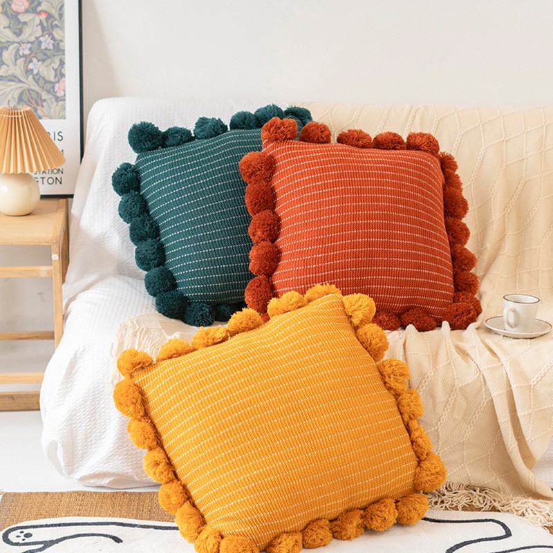 Fluffy Pillow Factory - Knitted Ball Sofa Cushion