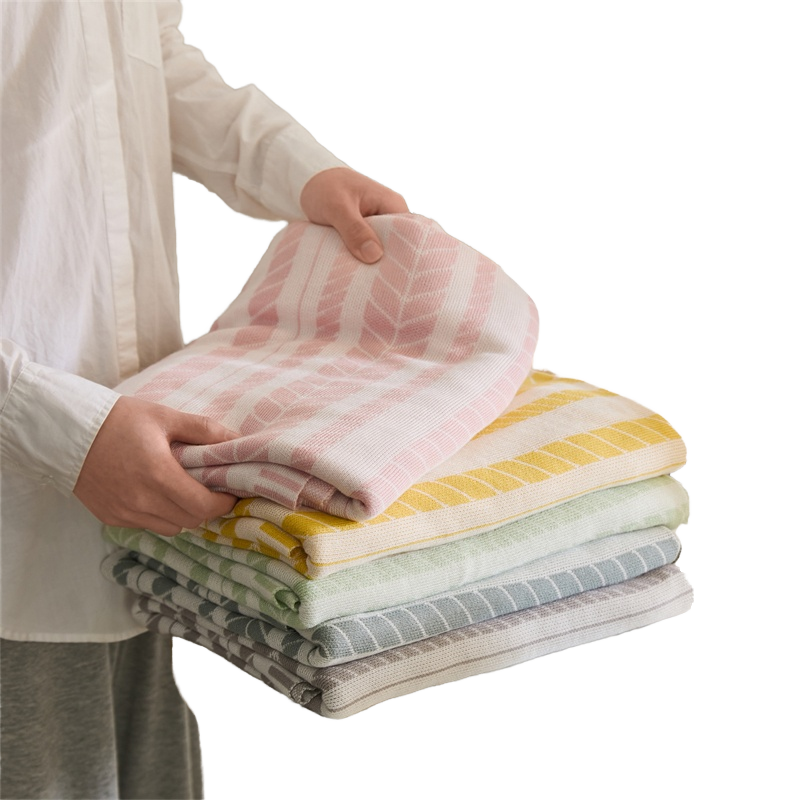Bamboo Blanket Factory - Knitted Throw Lightweight