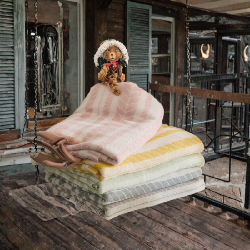 Bamboo Blanket Factory - Knitted Throw Lightweight