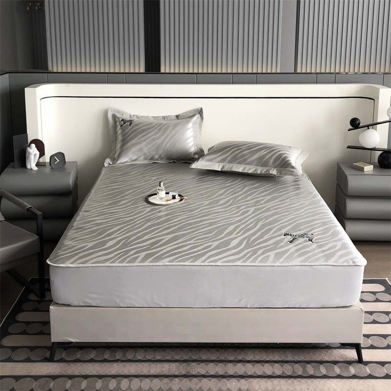 Ice Silk Mat Factory - 3pc Set Pony Embroidery