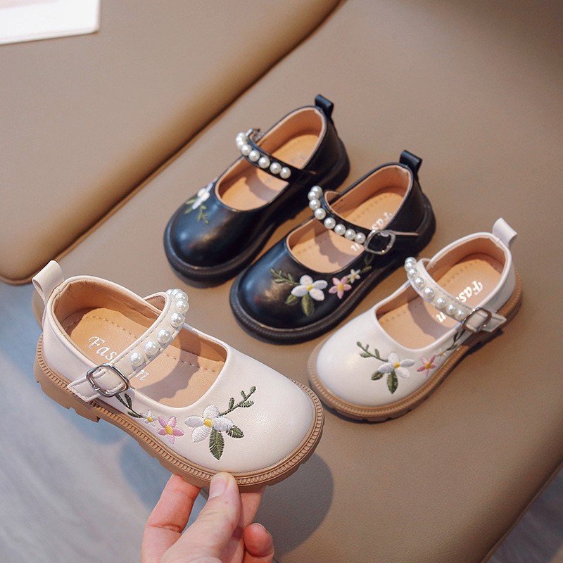 Girls Loafers Factory - Flowers Embroidery Beige Party