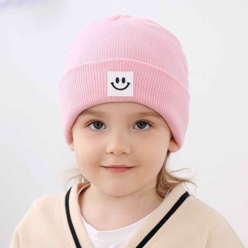 Custom Knitted Hat Supplier - Fashion Smiling Face Casual