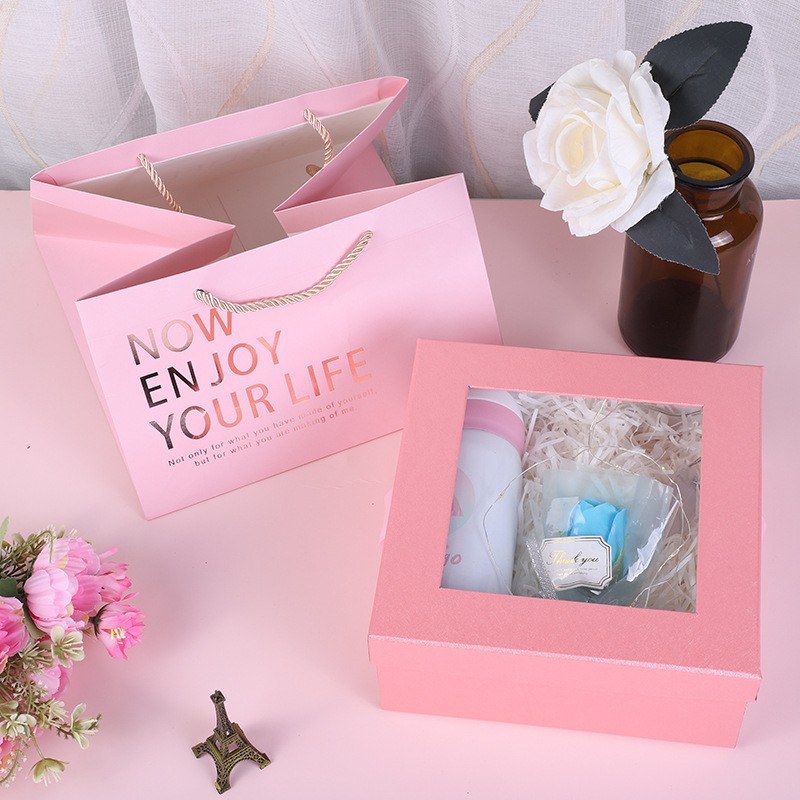 Gift Packaging Box Manufacturer - Heart Shaped Magnetic Box