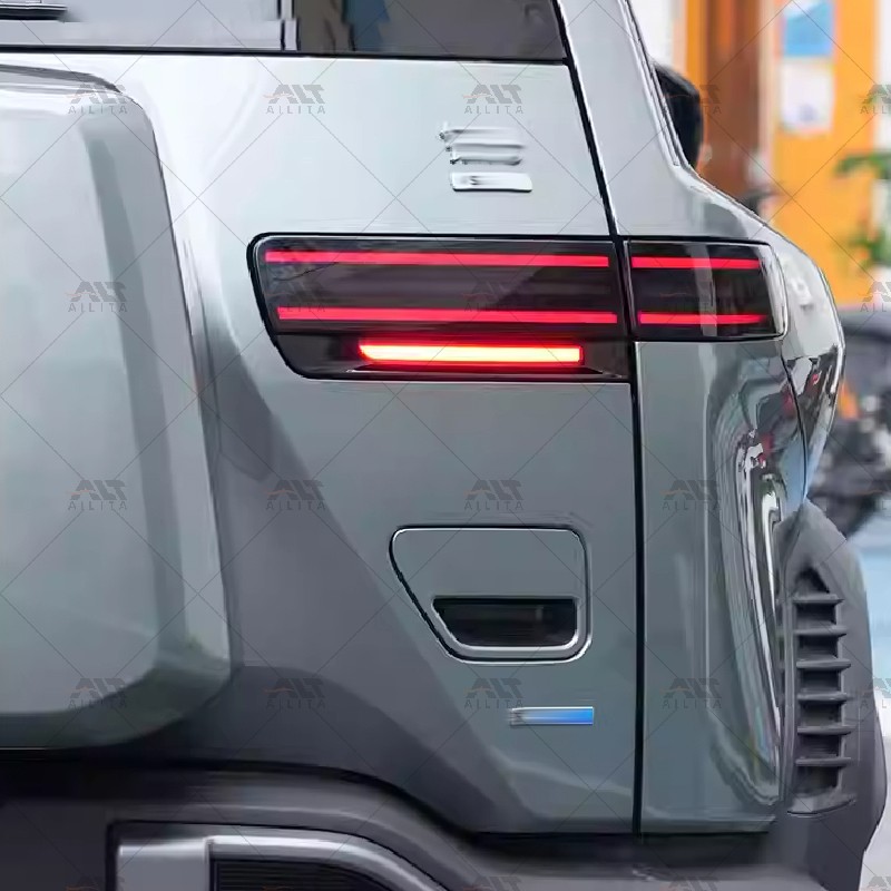 Headlight Film Factory - Smoked Black TPU for Leopard 3