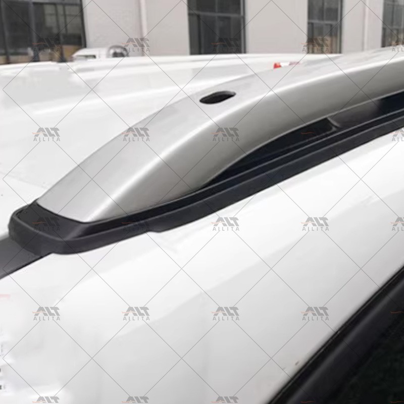 Roof Racks Manufacturer - Factory Look Crossbars for Renegade