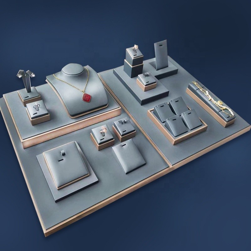 Jewelry Display Set Manufacturer - Luxury Custom Quality PU Necklace Bust