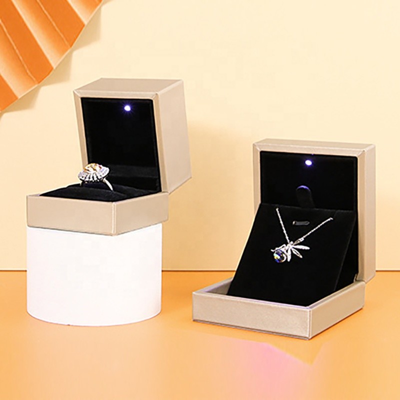 LED Ring Box Manufacturer - Light-Up Velvet PU Leather Wedding