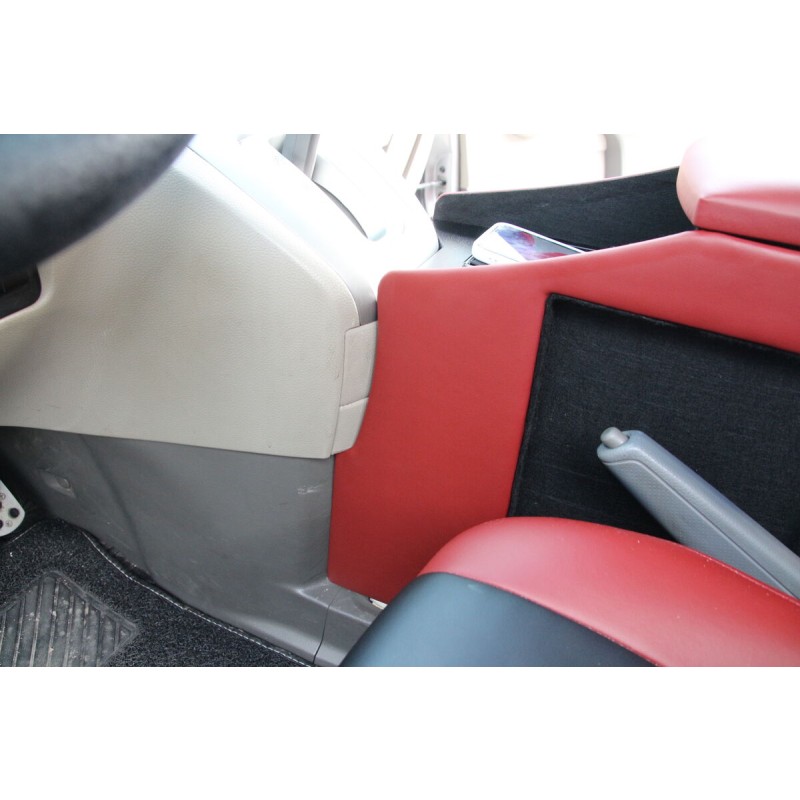 Armrest Box Manufacturer - Nissan NV200 LED USB Console