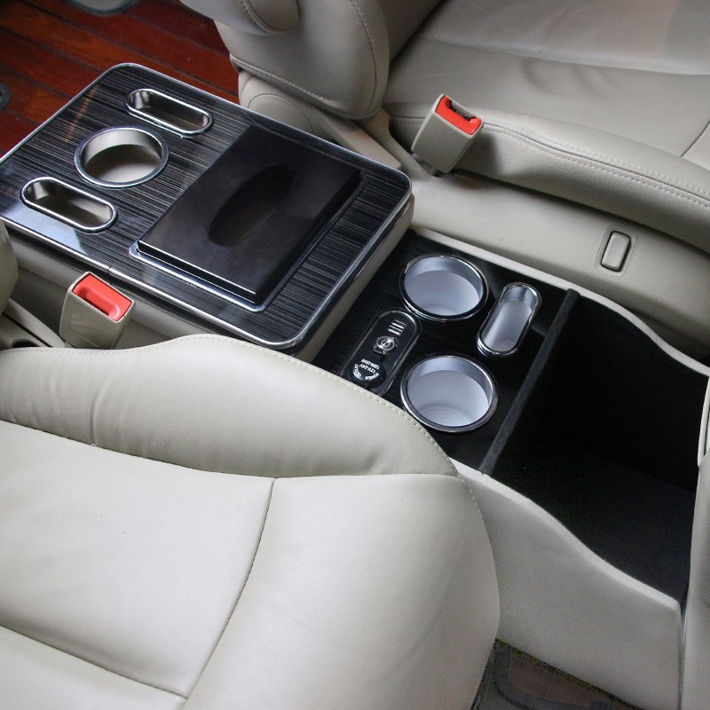 Car Armrest Manufacturer - Toyota Ideal L8L9 Wireless Charging