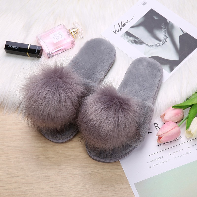 Christmas Pillow Manufacturer - Tree Plush Comfortable