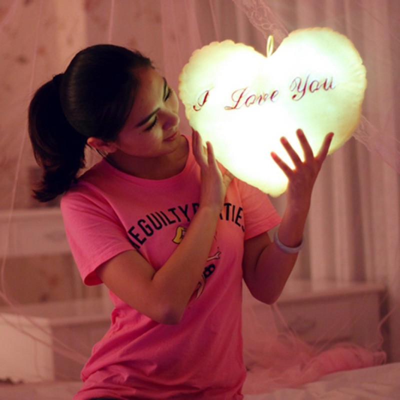 Heart Pillow Manufacturer - Wholesale Appeasing