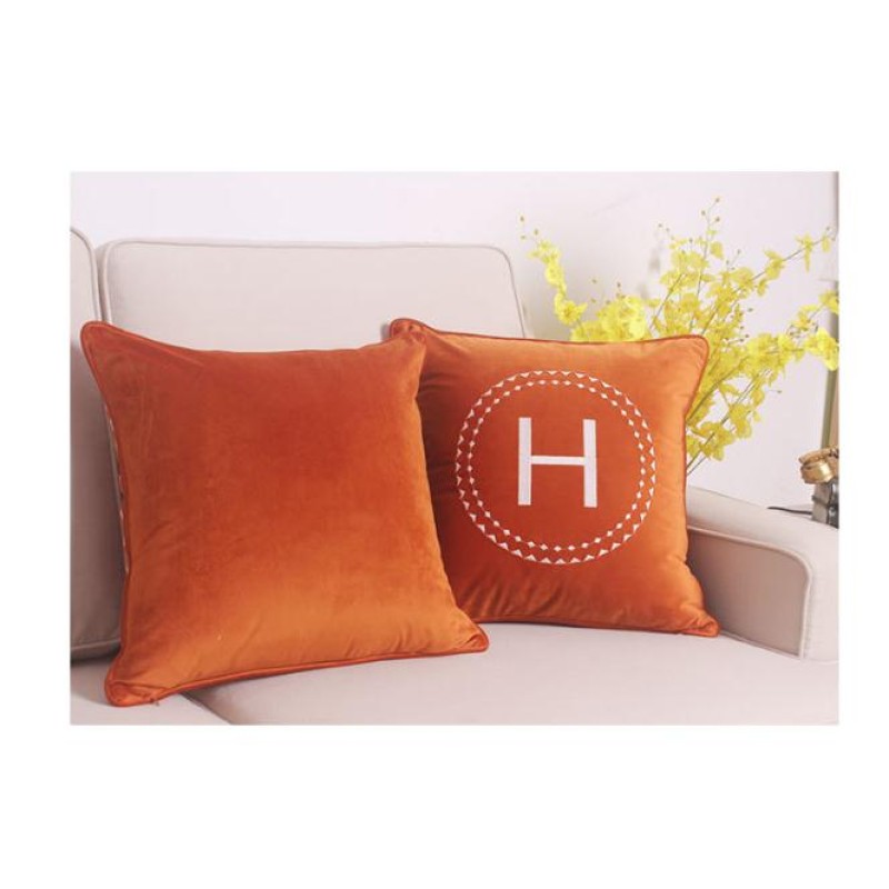 Throw Pillow Manufacturer - Velvet Cover Polyester