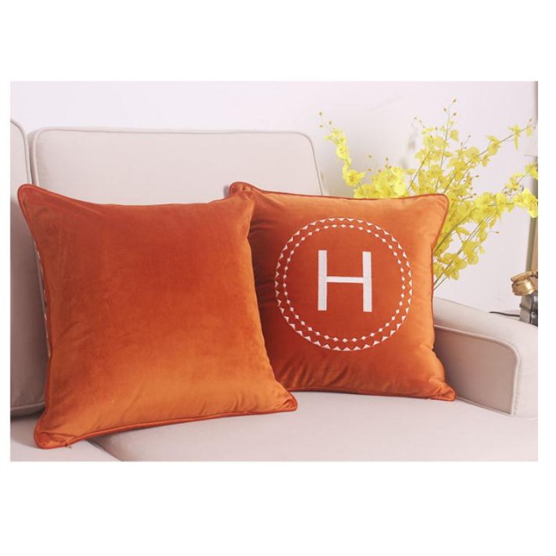 Throw Pillow Manufacturer - Velvet Cover Polyester