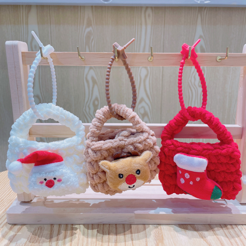 Christmas Ornaments Manufacturer - Creative Hand-Knitted Gifts