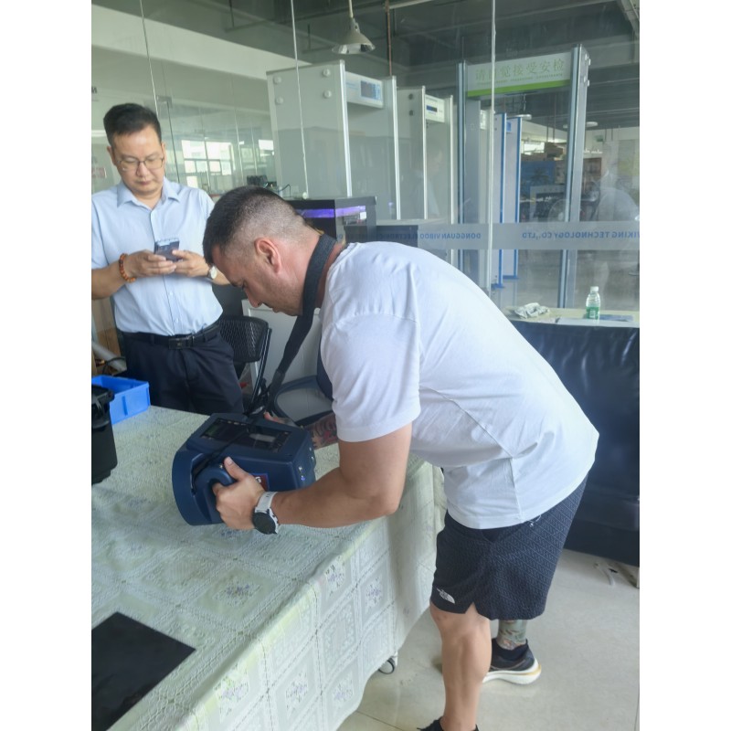 Explosive Detector Manufacturer - Averguard Handheld Security