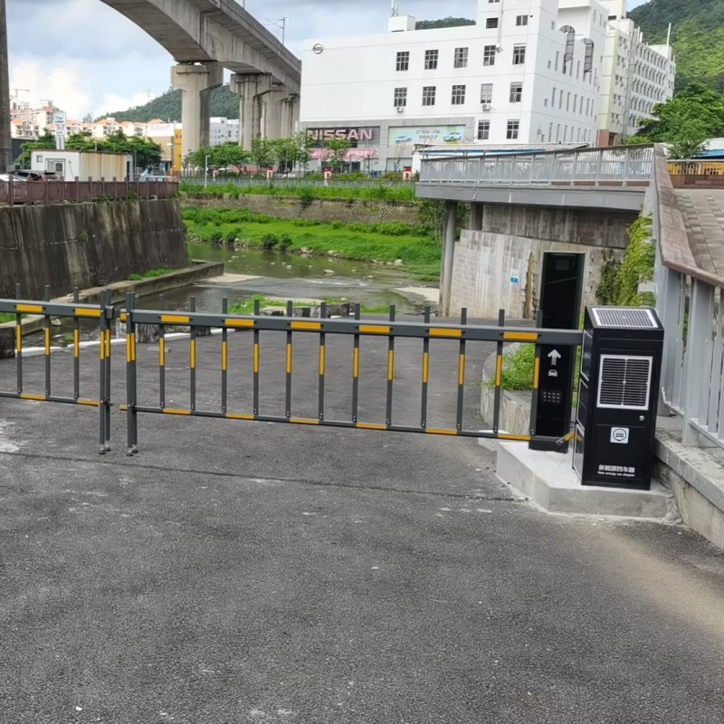 Solar Boom Barrier Manufacturer - Remote Control 120W