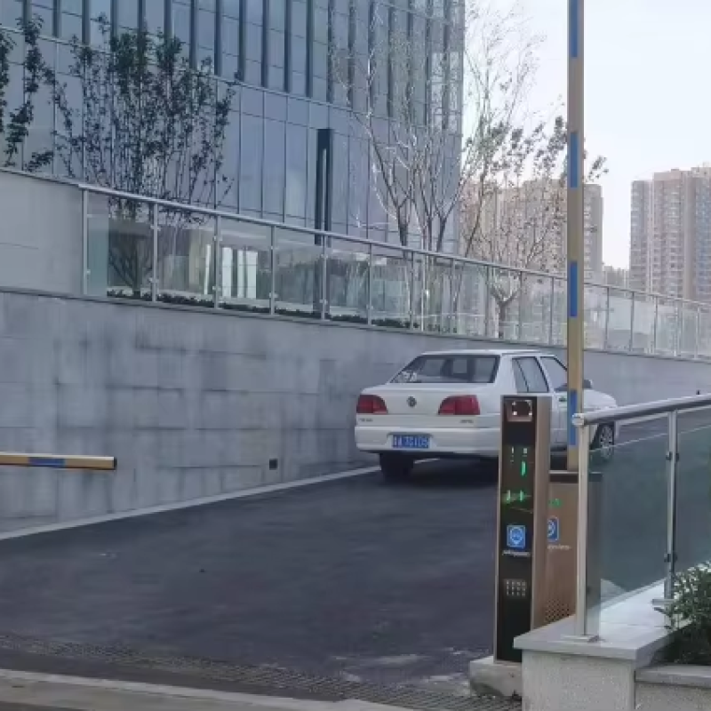 ANPR System Manufacturer - High Accuracy Parking