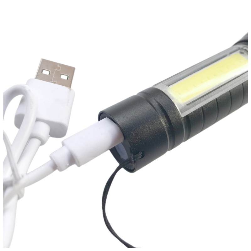 Telescopic Flashlight Manufacturer - Mini Portable Keychain