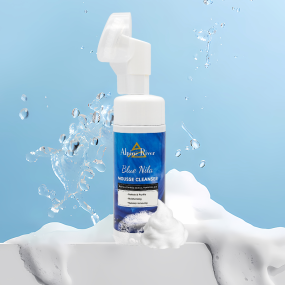 Low MOQ Custom Logo Organic Vitamin C Skin Whitening Exfoliating Nila Facial Cleanser Skin Moisturizing Nourishing Facial Wash