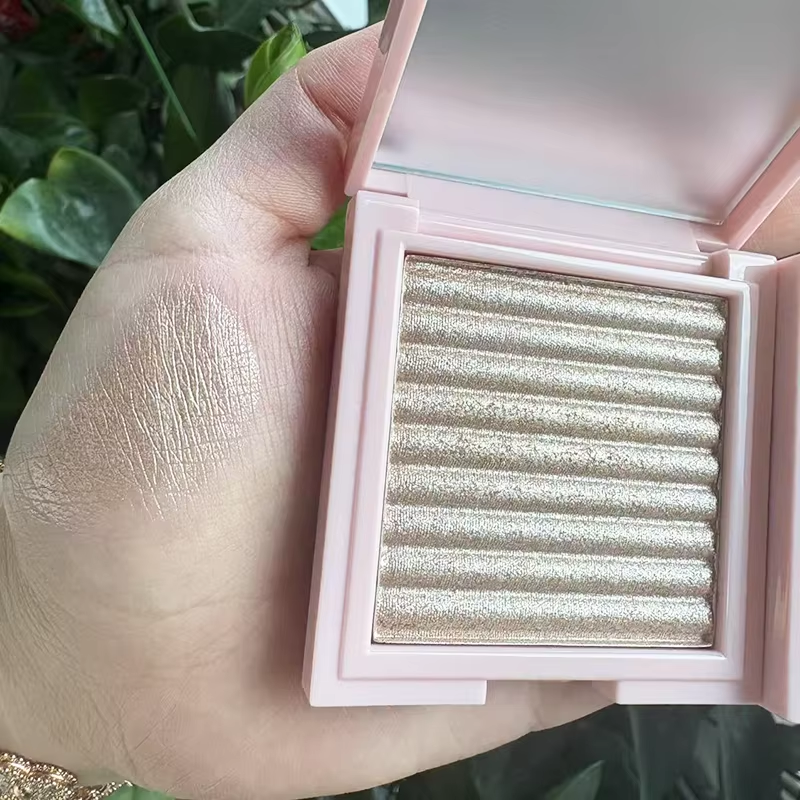 Highlighter Factory - Vegan Diamond Gloss Pressed Powder Long Lasting Highly Pigmented