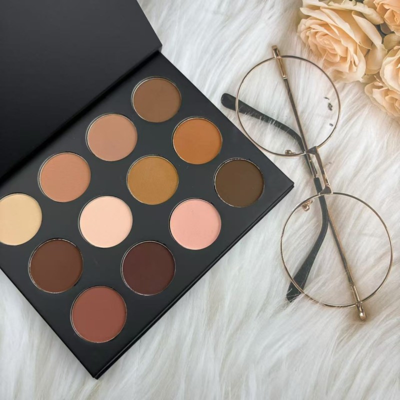 Eyeshadow Palette Factory - Customize Private Label Custom Logo Pallets No Labels