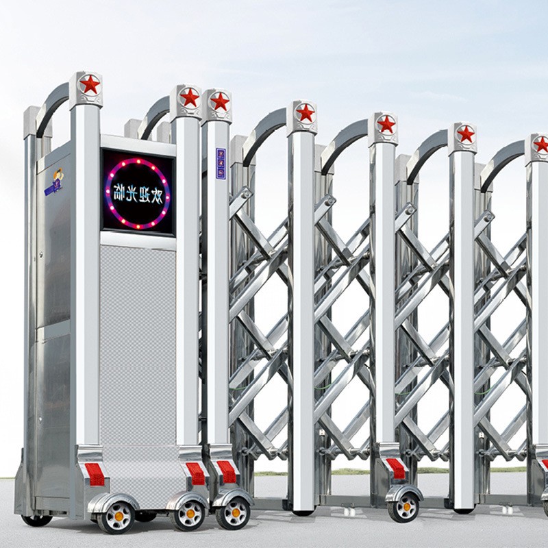 Retractable Gate Factory - Space Saving Remote Control