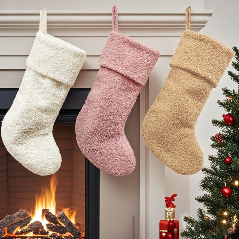 Christmas Decor Manufacturer - Plush Stocking Candy