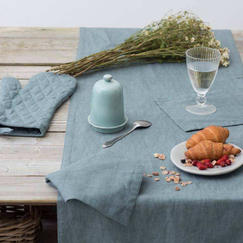 Table Runner Supplier - Elegant Custom Christmas