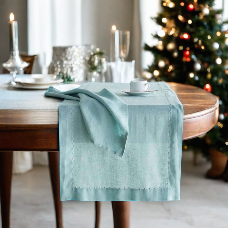 Table Runner Supplier - Elegant Custom Christmas