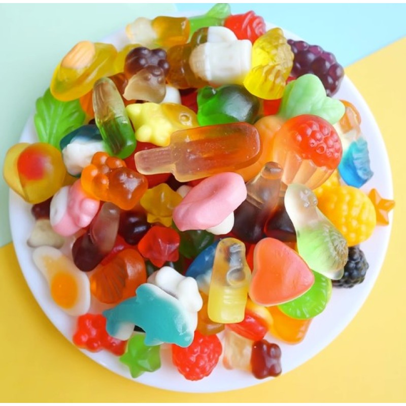 Wholesale Tik Tok Popular Exotic Chinese Snacks Sweets Fruit Gummy Jam Candies Funny Gum Style Wax Bottle Toy Candy Fruity