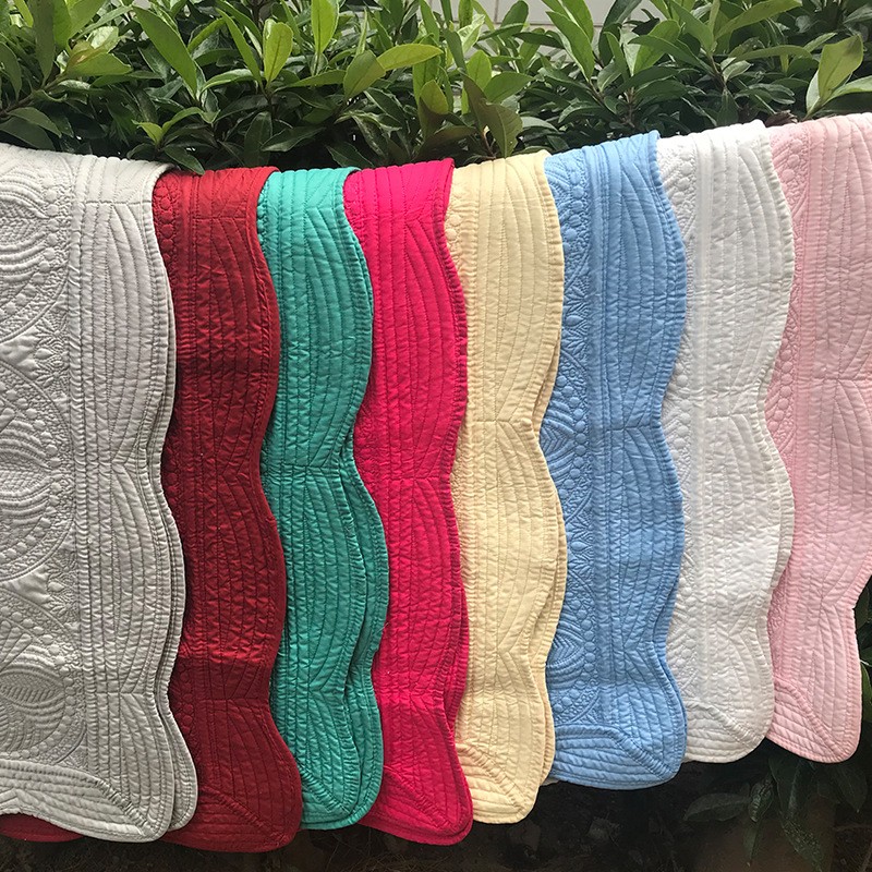 Crib Blanket Factory - Monogram Scalloped