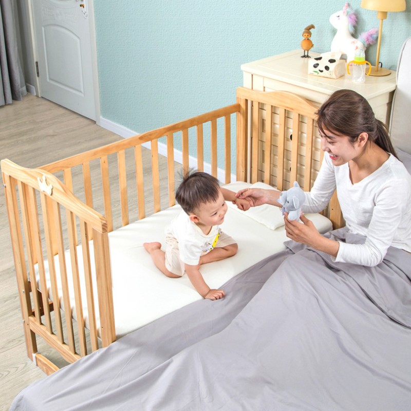 Baby Crib Manufacturer - Multi-Functional Pine Wood