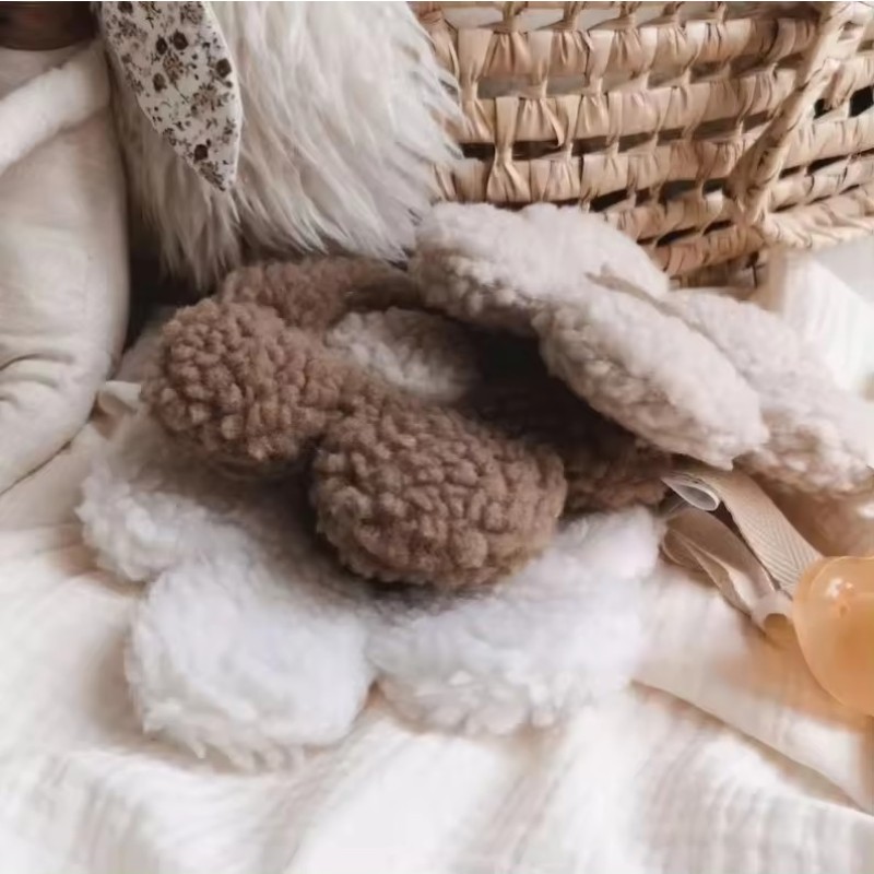 Baby Comfort Supplier - Flower Shape Soft Cotton Pacifier