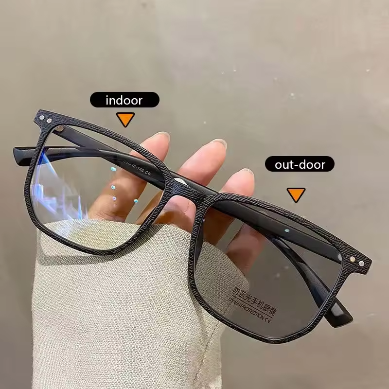 Photochromic Eyeglasses Manufacturer - OEM Custom Metal Optical Frames