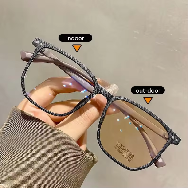 Photochromic Eyeglasses Manufacturer - OEM Custom Metal Optical Frames