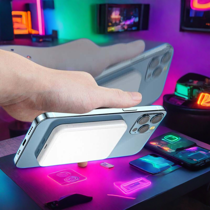 Power Bank Manufacturer - OEM Magnetic Mini Wireless Charger
