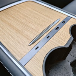 Car Charger Factory - 27W PD Tesla Model Y Hub