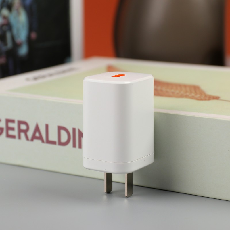 33W PD Charger Factory - iPhone Fast Charger with Cable