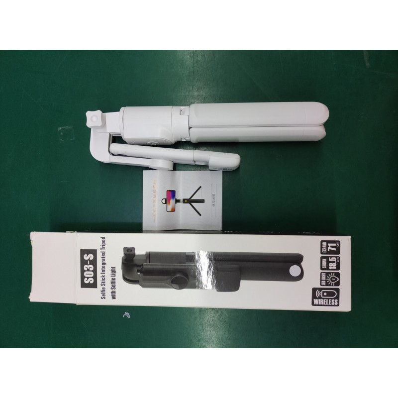 Selfie Stick Factory - 360 Rotation Wireless Bluetooth Selfie Stick