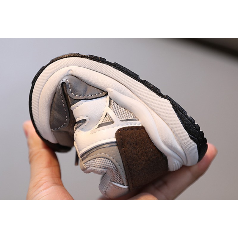 Children Sport Shoes Supplier - Lightweight Mesh Design