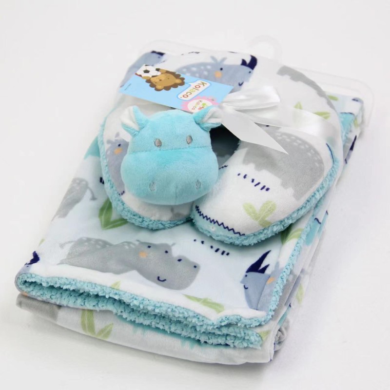 Baby Plush Blanket Manufacturer - 3D Animal Pillow Set