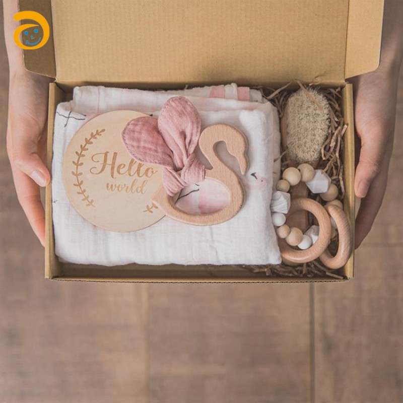 Crochet Teether Supplier - Custom Giraffe Baby Gift Set