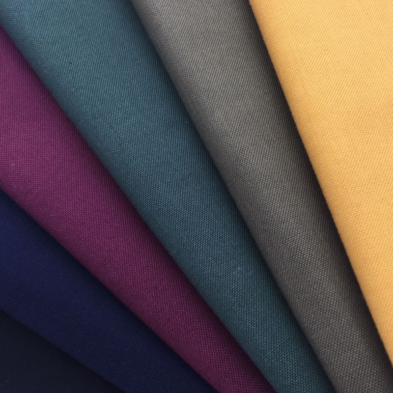 76% Cotton24%Polyester Plain Fabric 152gsm Oxford Fabric Wrinkle Resistant Classic Shirt Fabric