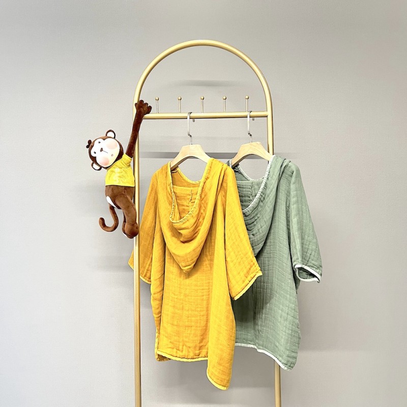 Liahren Bamboo Hoodie Beach Towel Lightweight Muslin Surf Poncho Changing Robe for Boy Girl Shower/Beach/Pool Child Cover up