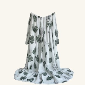 Hot selling 100%bamboo fiber pigment print leaves design super soft muslin swaddle for infant