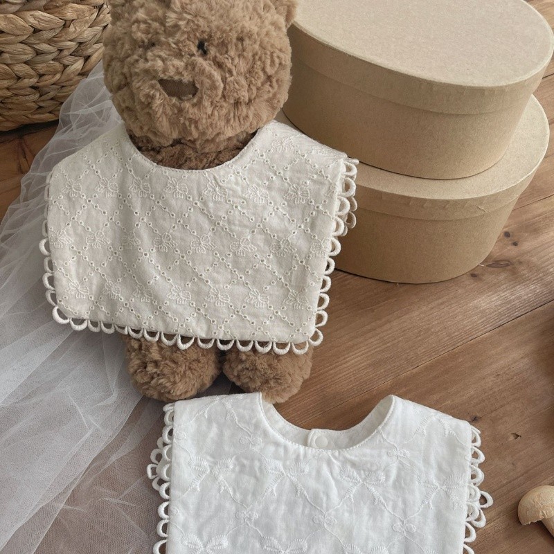 Baby Bib Factory - Adjustable Lace-Trimmed Bow