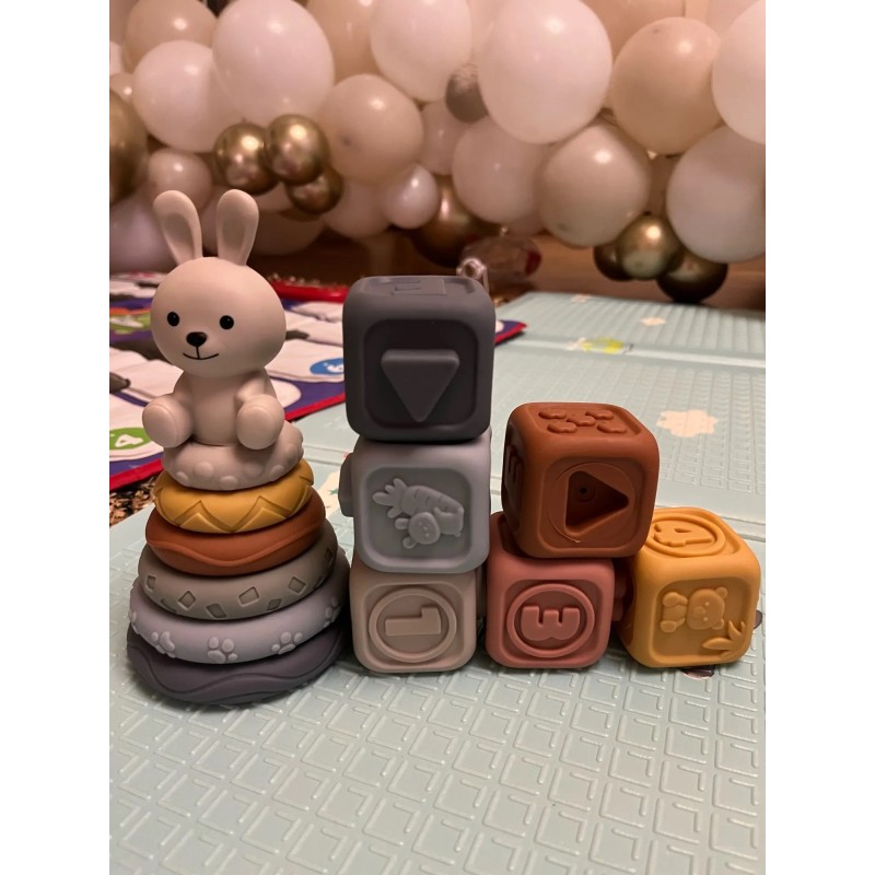 Block Toy Factory - Soft Silicone Stacking Tower