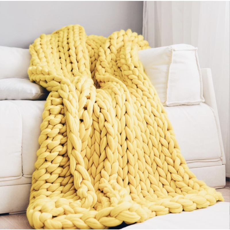 Throw Blanket Supplier - Wholesale Handmade Thick Knit